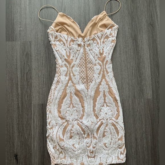 B. Darlin Womens Juniors Sequined Mini Bodycon Dress White/Cream - Picture 4 of 7